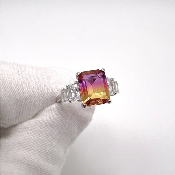 .925 Sterling Silver Padparadscha Sapphire Cz Ring - Picture 5 of 17